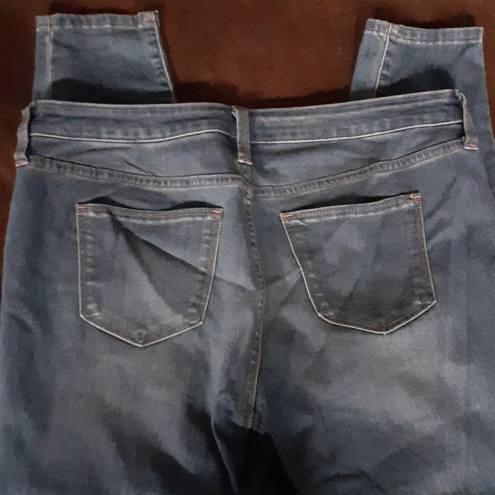 Jeans - Picture 2 of 4